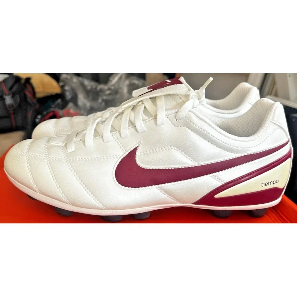 Vintage Nike Tiempo Natural II VT White/Crimson Soccer Cleats Men's Size 11.5